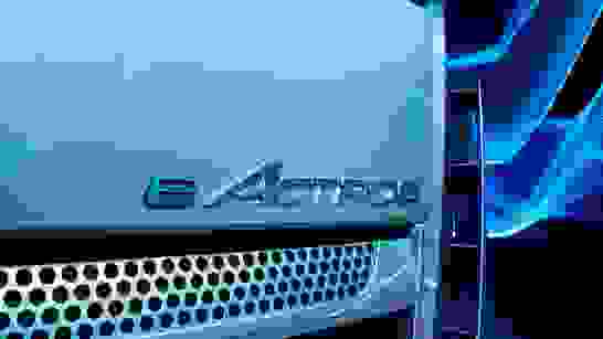 Mercedes eActros 05