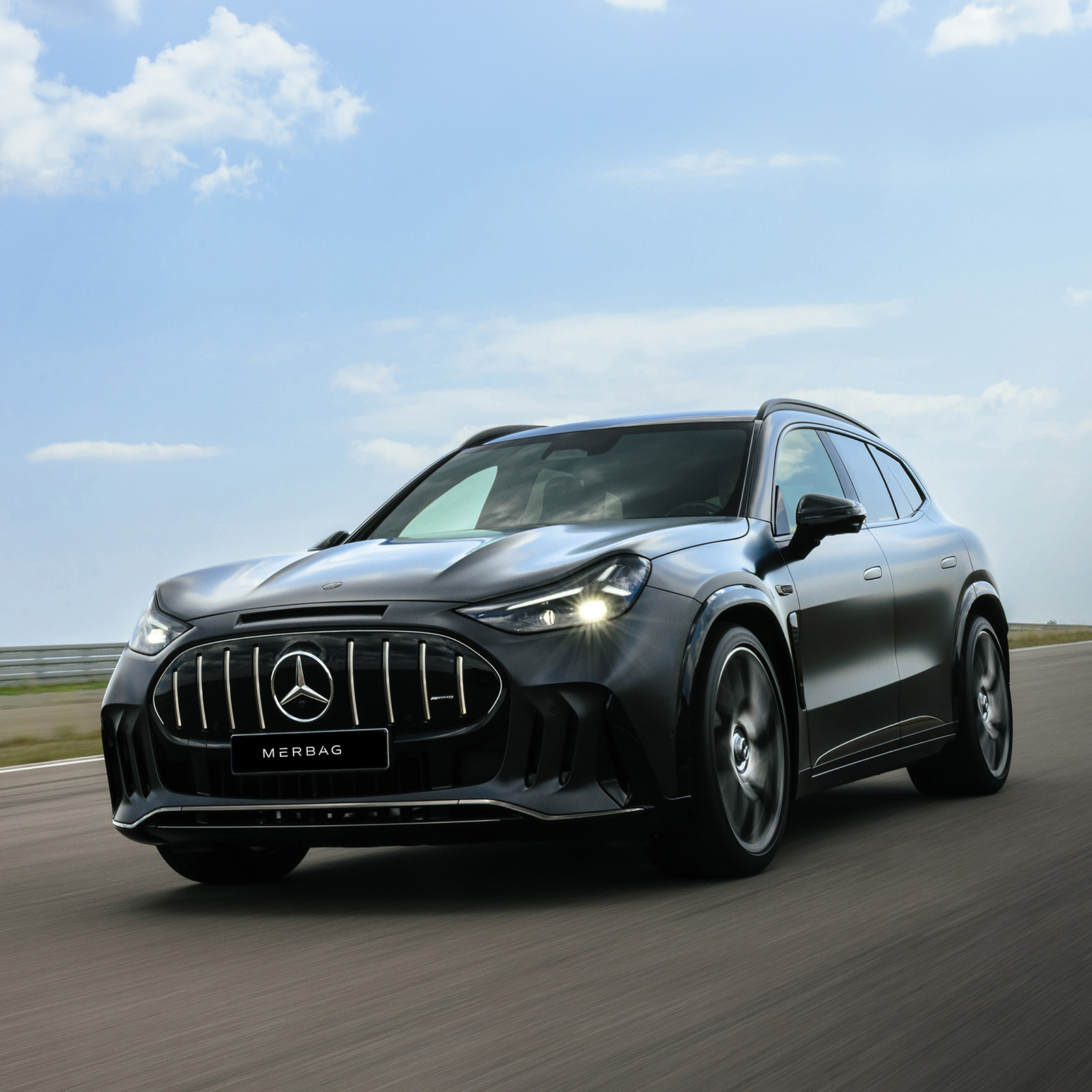 Der Neue AMG GT SUV 1600X1600px