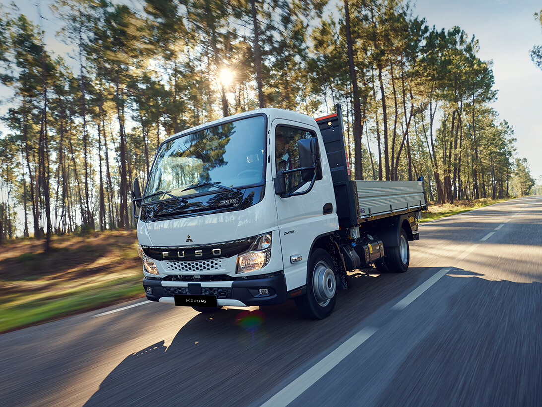Fuso Canter 3,5T 1092X819