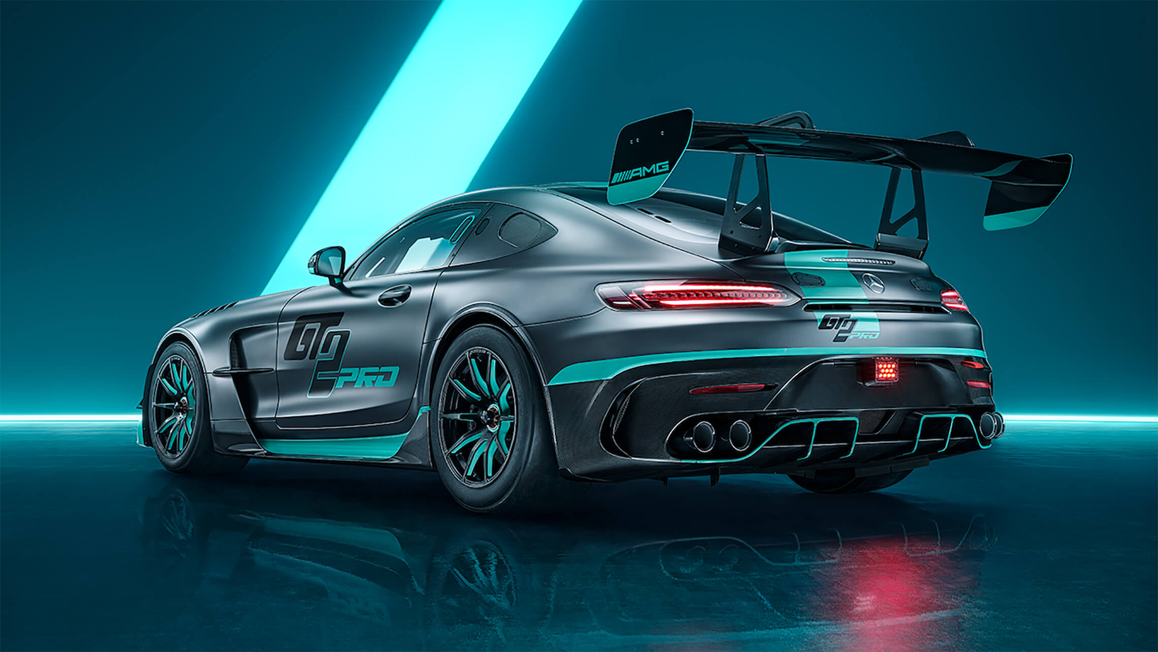 Mercedes AMG GT2 PRO 08 2280X1283