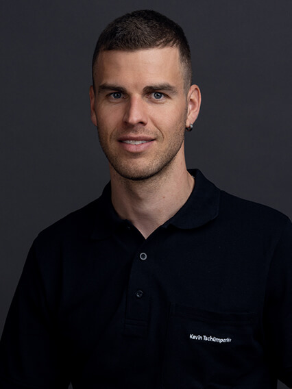 Merbag Ansprechpartner Wetzikon Kevin Tschuemperlin 426X568