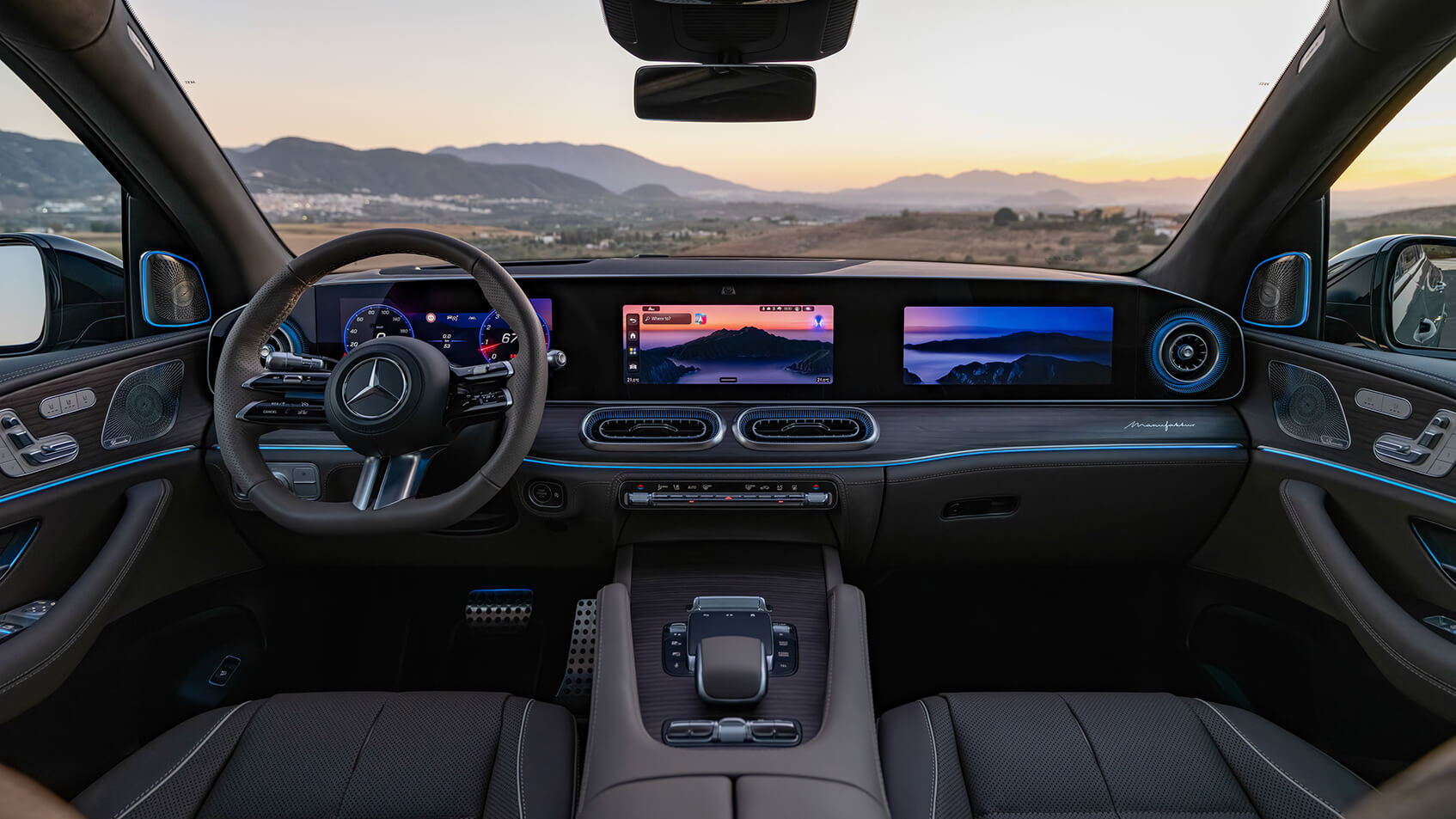 Mercedes GLS SUV Modernes Anzeigekonzept