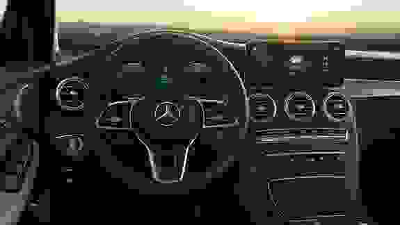 Mercedes GLC 03