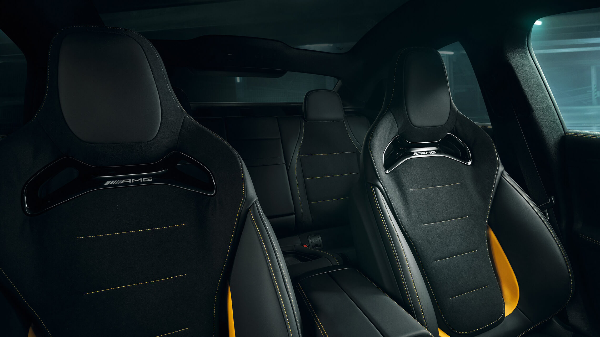 Mercedes AMG CLA 45 4MATIC+ 06