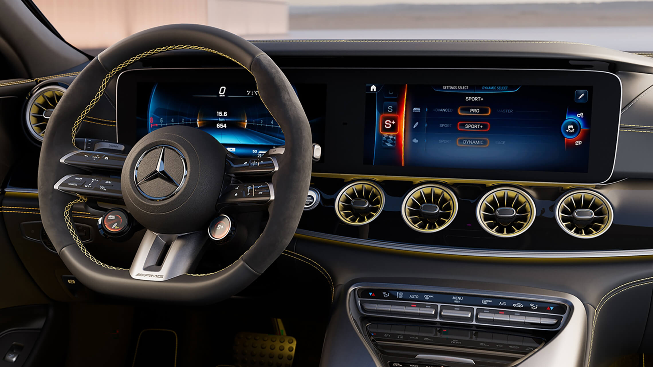 Mercedes AMG GT 43 4MATIC+ 4 Tuerer Coupe sportliches Ambiente und grosszügiges Raumgefühl - Merbag