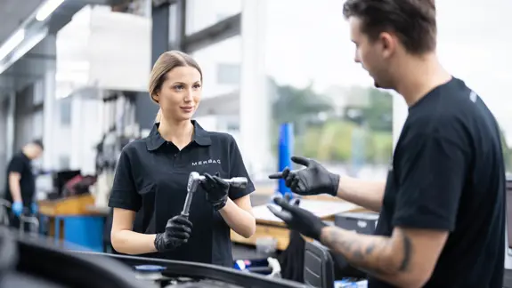 Kaufmann Frau 04 2280X1283 Kaufmann Frau 04 2280X1283