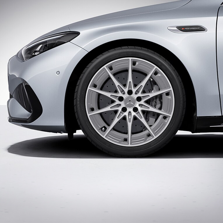 Mercedes AMG CLA 45 4MATIC+ AMG Stahl Hochleistungs Bremsanlage