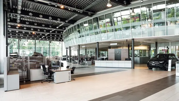 Granges Paccot Personenwagen Standort Showroom 05 2280X1283 Granges Paccot Personenwagen Standort Showroom 05 2280X1283