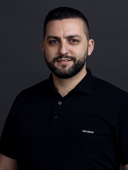 Merbag Ansprechpartner Schlieren Nutzfahrzeug Fais Etemi 426X568