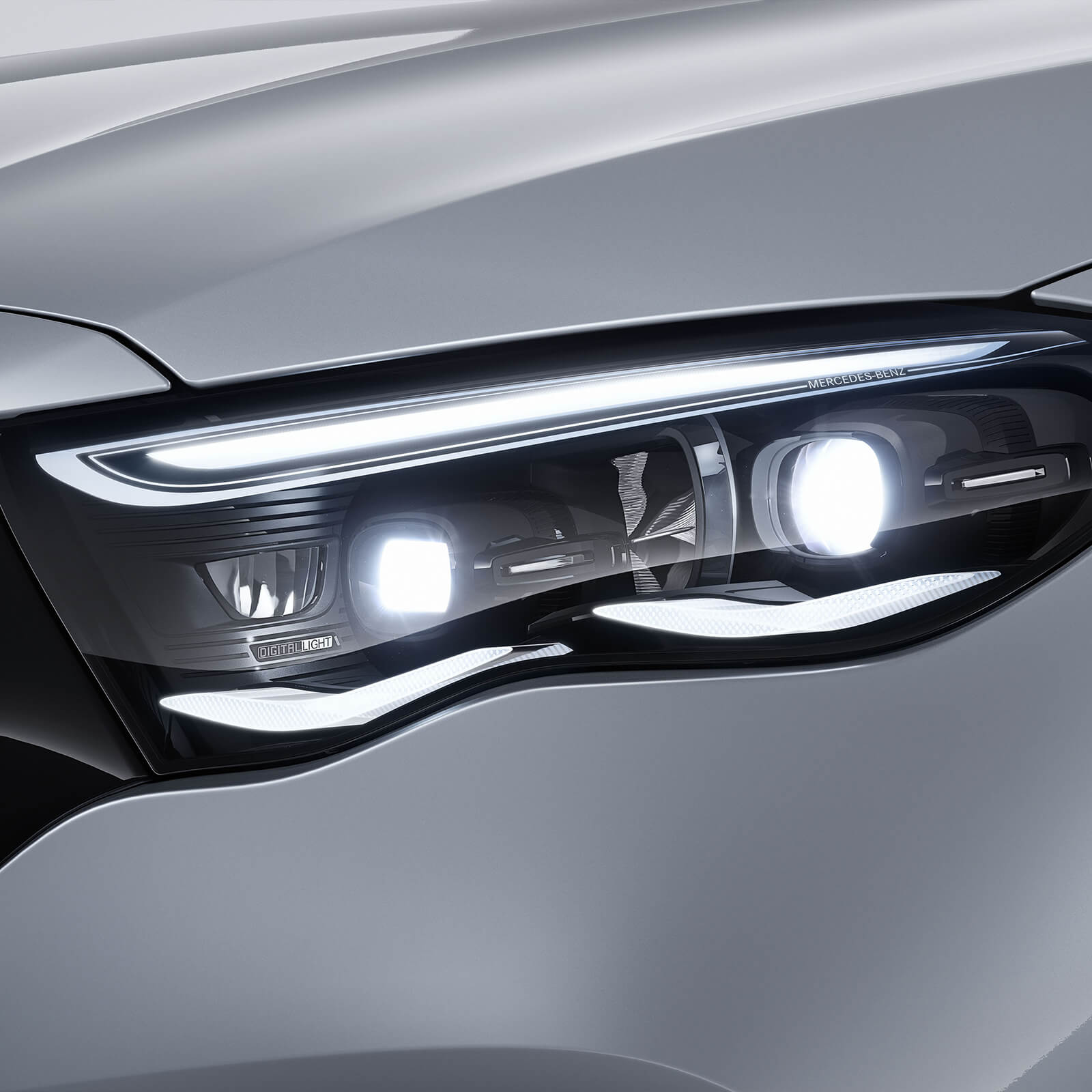 Mercedes E Klasse Limousine Digital Light