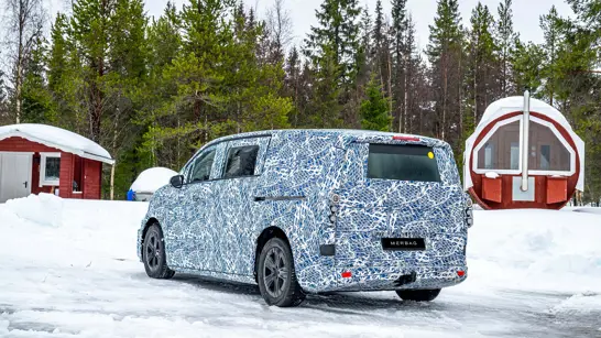 Grossraumlimousine 03 2280X1283 Grossraumlimousine 03 2280X1283