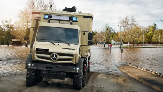 Unimog 04 2280X1283 Unimog 04 2280X1283