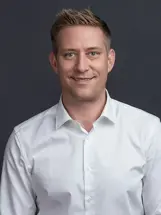 Merbag Ansprechpartner Schlieren Nutzfahrzeug Stefan Reinisch 426X568 Merbag Ansprechpartner Schlieren Nutzfahrzeug Stefan Reinisch 426X568