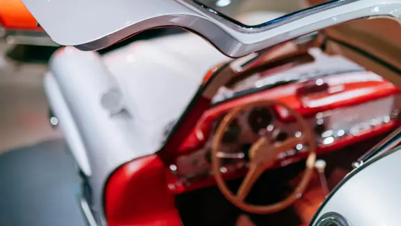 300 SL 70 Jahre 10 2280X1283 300 SL 70 Jahre 10 2280X1283