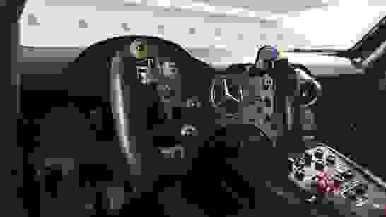 Mercedes AMG GT3 Interieur Alles Im Griff