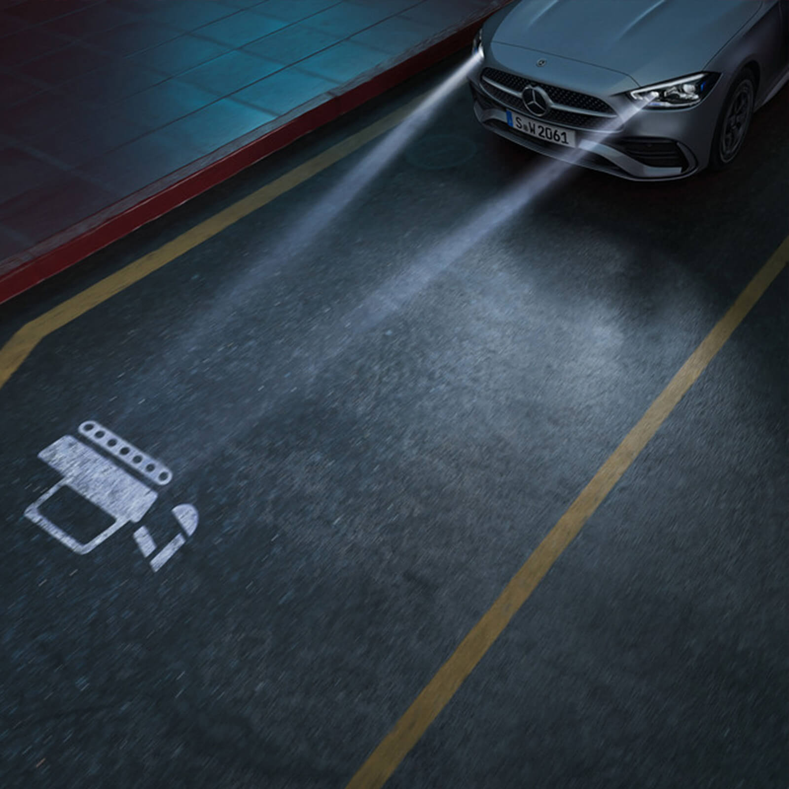 Mercedes C Klasse Limousine DIGITAL LIGHT Mit Projektionsfunktion