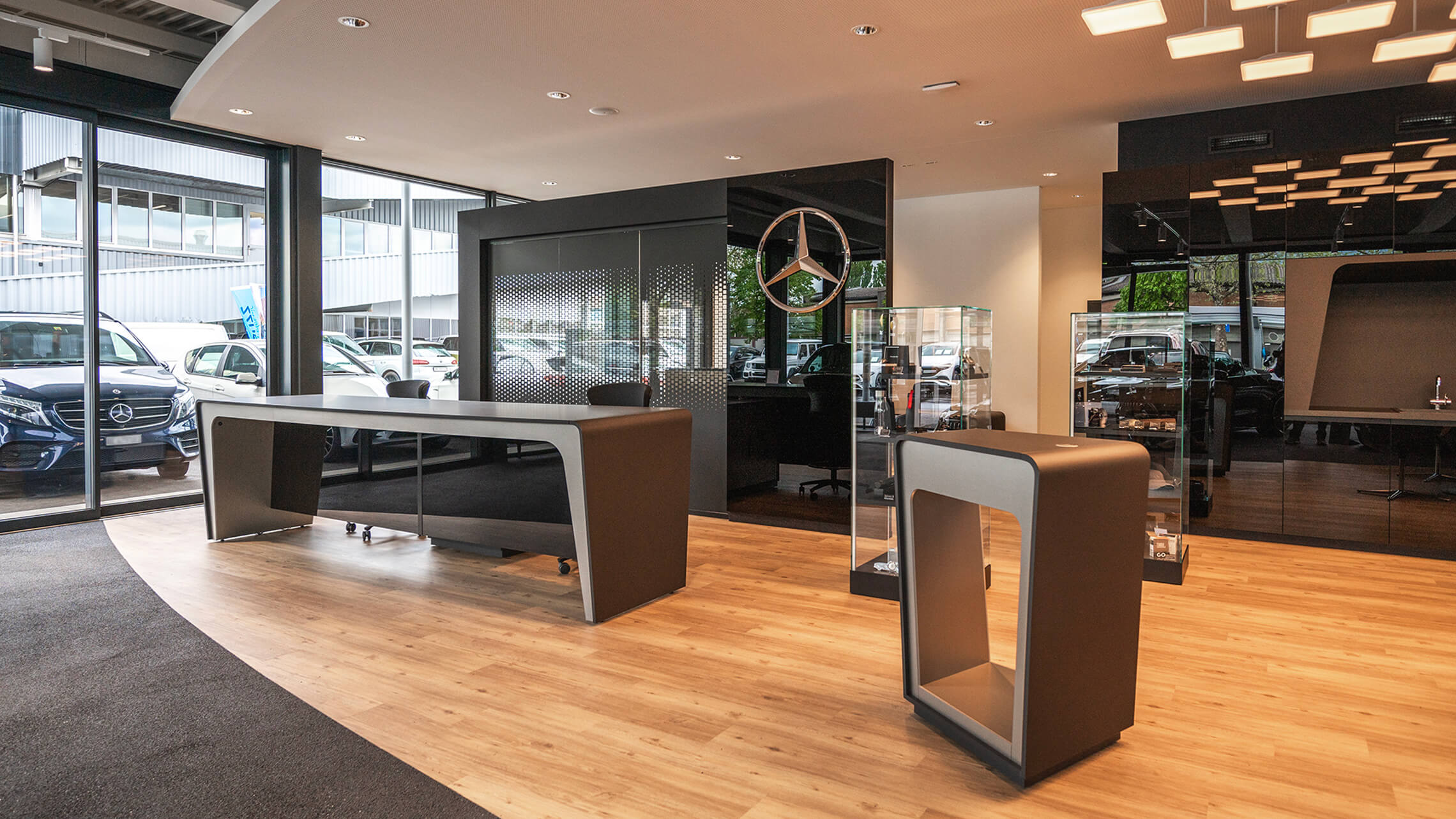 Merbag Thun Showroom 01 Photocredit Ian Kaenel