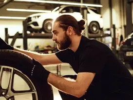 Samedis du pneu à Winterthur Merbag Bildpool Service Werkstatt Reifenwechsel