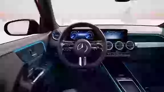 Mercedes EQB 03