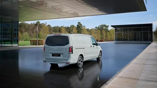 Midsize Large Vans 03 2280X1283 Midsize Large Vans 03 2280X1283