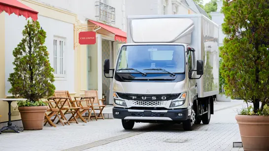 Mercedes Fuso Canter Erhoehte Sicherheit Mercedes Fuso Canter Erhoehte Sicherheit