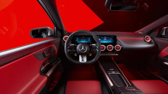 Mercedes-AMG GLA 35 Interieur AMG Performance Sitze - Merbag Mercedes-AMG GLA 35 Interieur AMG Performance Sitze - Merbag