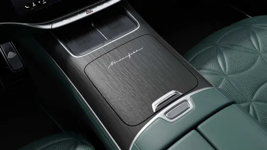 MANUFAKTUR Maybach MANUFAKTUR Schriftzug MANUFAKTUR Maybach MANUFAKTUR Schriftzug