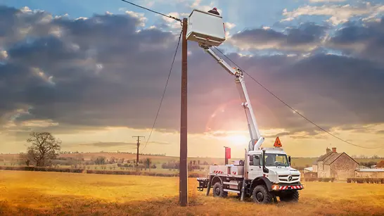 Mercedes Hochgelaendegaengiger Unimog Antriebskraft Mercedes Hochgelaendegaengiger Unimog Antriebskraft