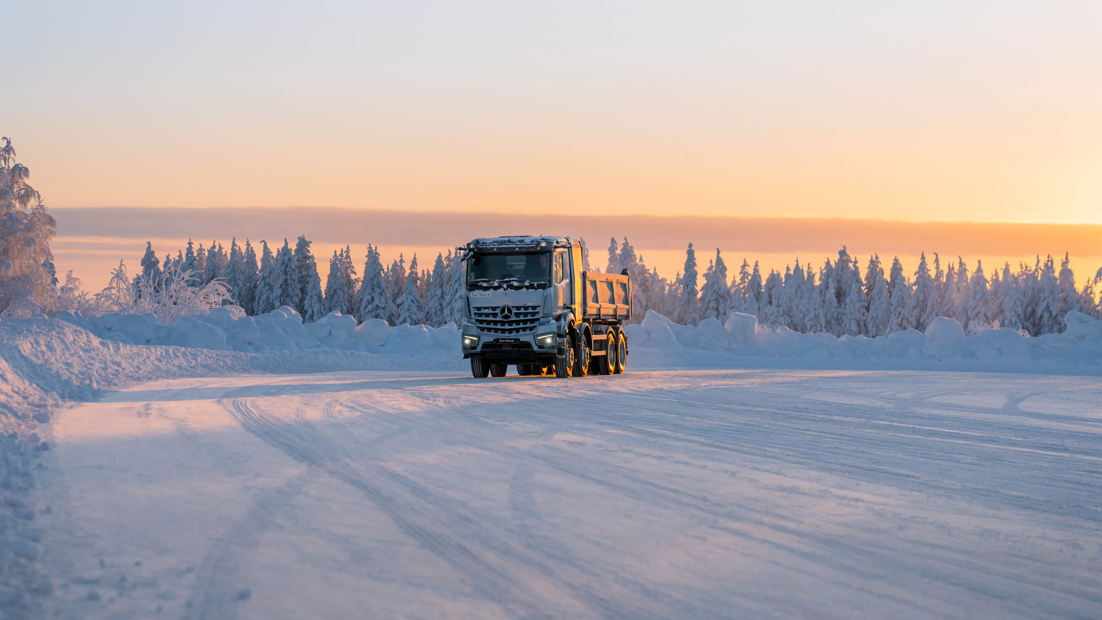 Earocs 400 3840 2160