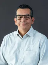 Merbag Ansprechpartner Staefa Arturo Ranzi 426X568 Merbag Ansprechpartner Staefa Arturo Ranzi 426X568