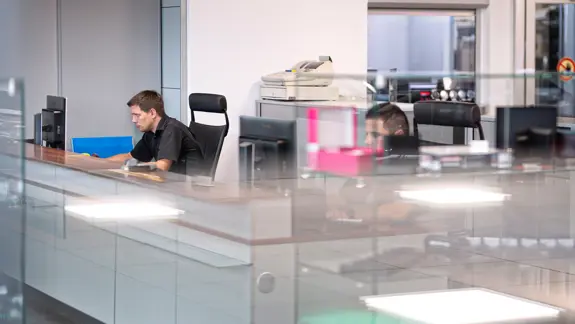 Bulle Standort Showroom 07 2280X1283 Bulle Standort Showroom 07 2280X1283