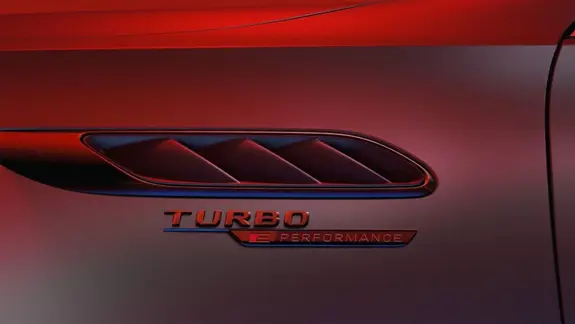 Mercedes-AMG C63 Kombi 02 - Merbag Mercedes-AMG C63 Kombi 02 - Merbag