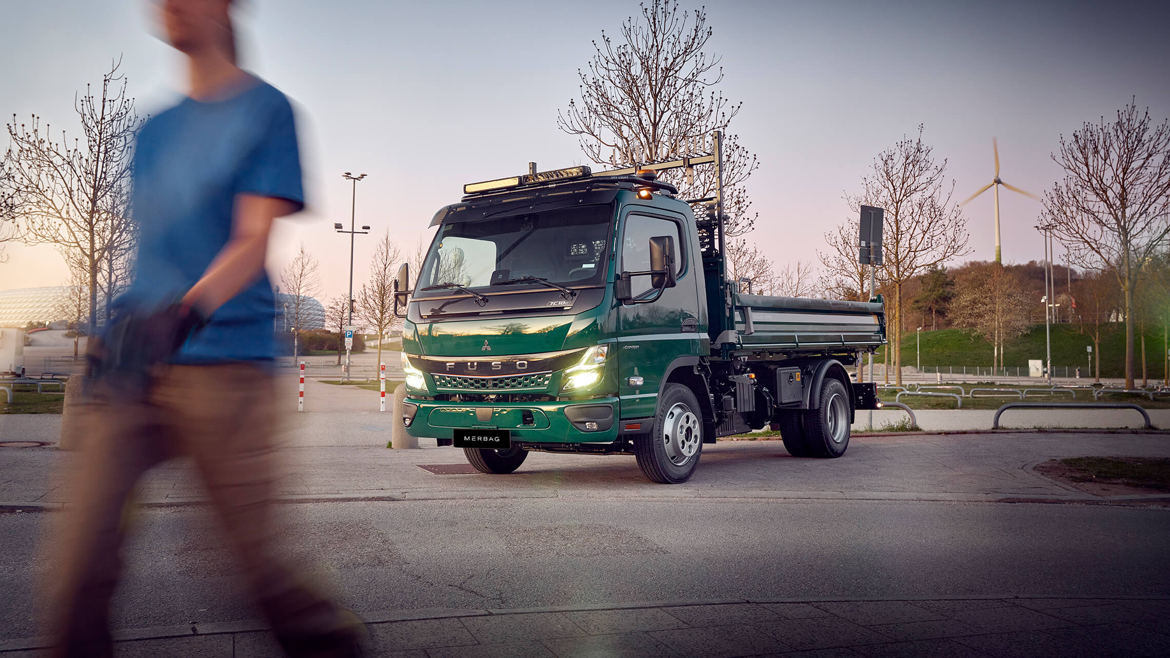 FUSO Canter Ecanter 03 2280 1283