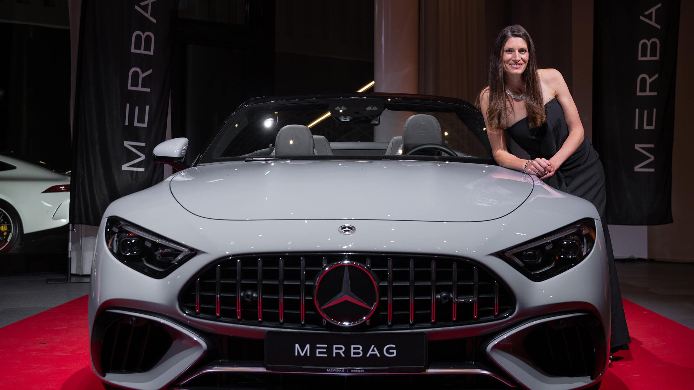 Mercedees AMG SL 14 2280X1283