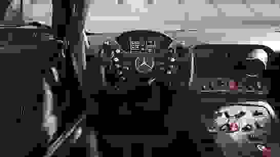 Mercedes AMG GT4 Interieur Rennsport Pedalerie