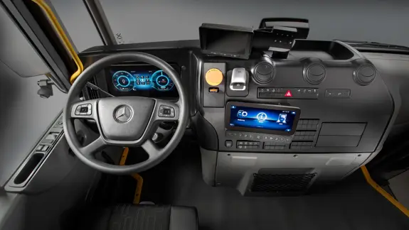 Mercedes Eeconic 09 Mercedes Eeconic 09