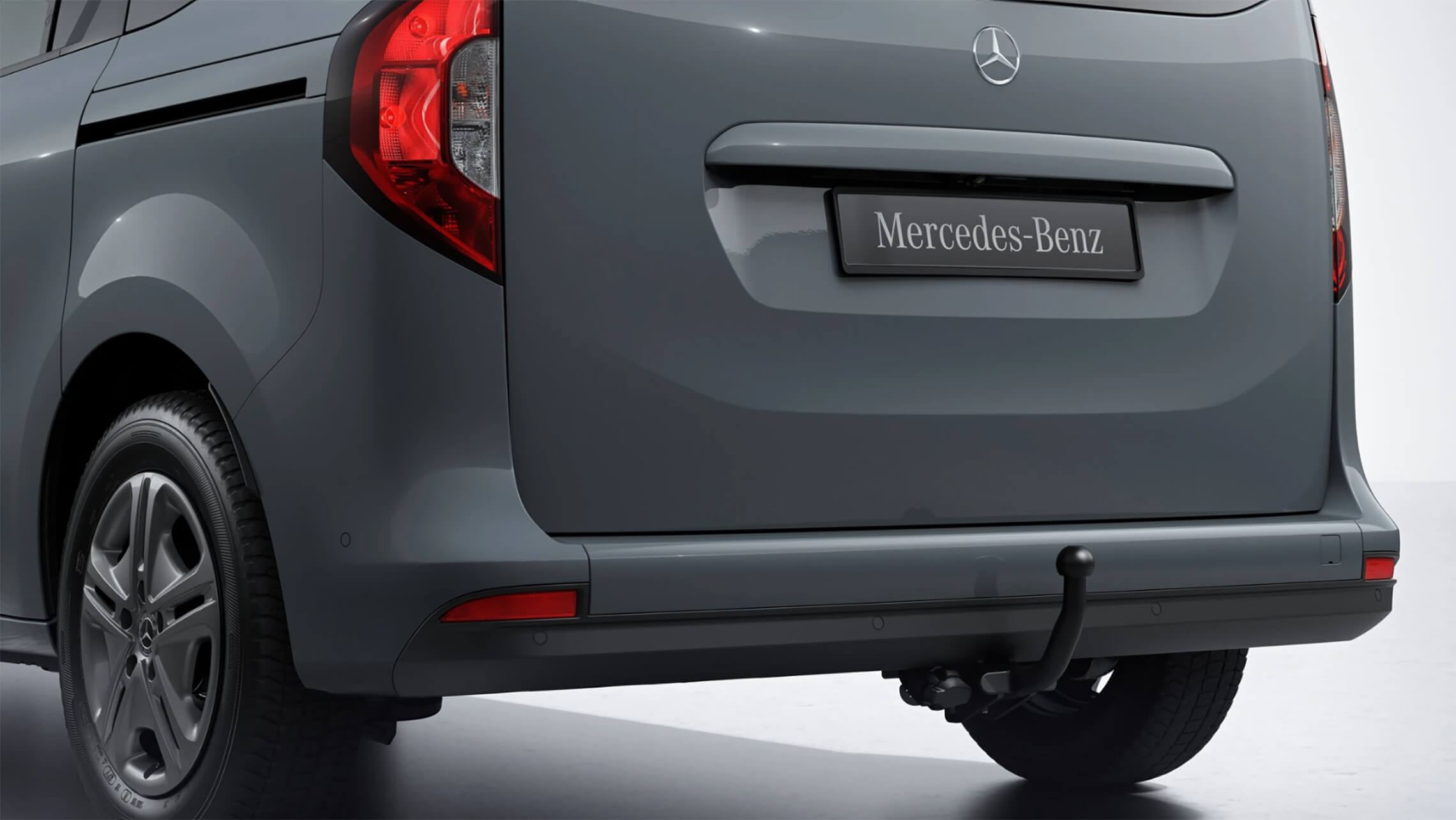 Mercedes Ecitan Tourer 05