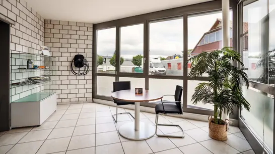 Aegerten Standort Showroom 02 2280X1283 Aegerten Standort Showroom 02 2280X1283