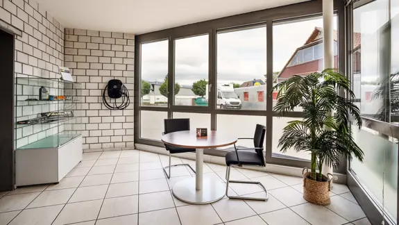 Aegerten Standort Showroom 02 2280X1283 Aegerten Standort Showroom 02 2280X1283