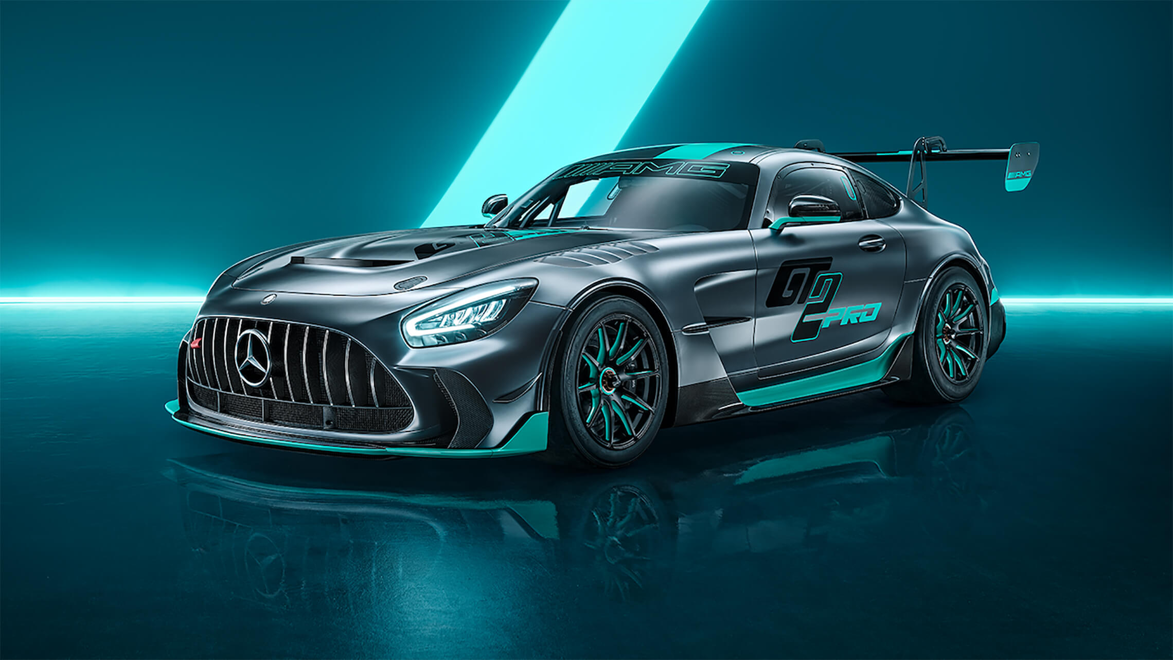 Mercedes AMG GT2 PRO 01 2280X1283