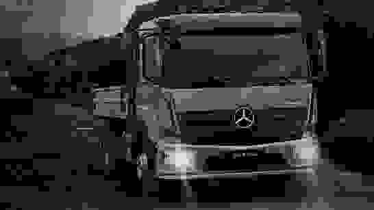 Mercedes Atego Bauverkehr 04