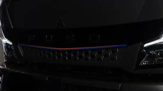 Mercedes Fuso Ecanter Kuehlergrill Mercedes Fuso Ecanter Kuehlergrill