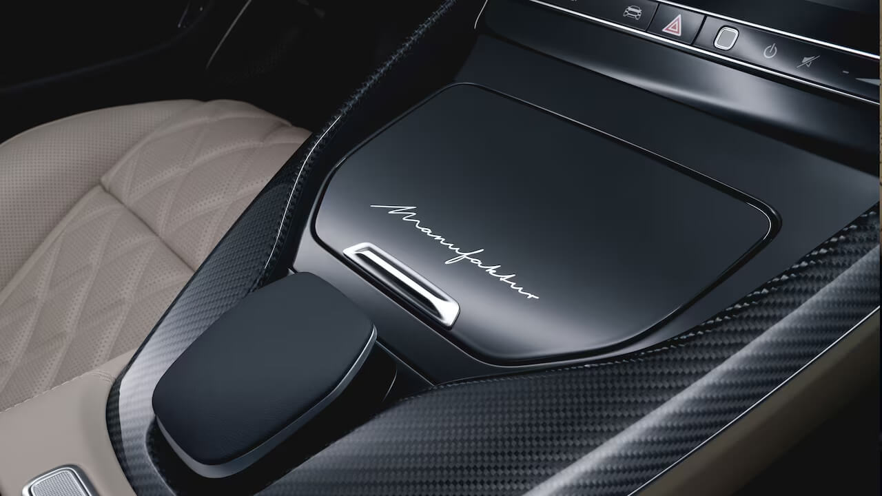 MANUFAKTUR AMG MANUFAKTUR Schriftzug