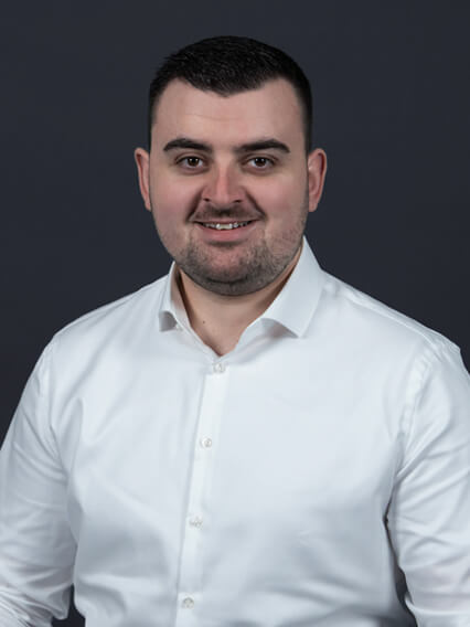 Merbag Ansprechpartner Schlieren Nutzfahrzeug Max Waelli 426X568 (1)