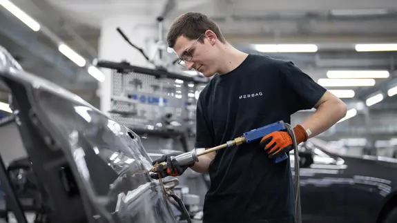 Carrosseriespengler In 01 2280X1283 Carrosseriespengler In 01 2280X1283