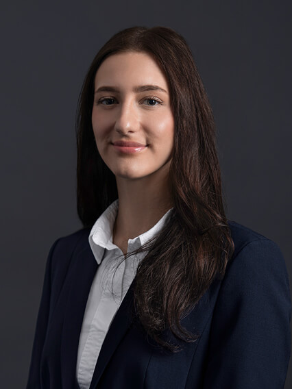 Merbag Ansprechpartnerin Schlieren Personenwagen Soraya Sanapo