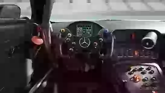 Mercedes AMG GT3 Interieur Rennsport Pedalerie