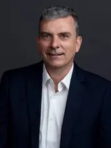 Merbag Ansprechpartner Schlieren Nutzfahrzeug Rino Bernasconi 426X568 Merbag Ansprechpartner Schlieren Nutzfahrzeug Rino Bernasconi 426X568