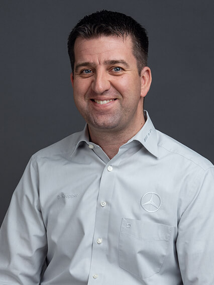 Merbag Ansprechpartner Zollikon Marco Pascali 426X568