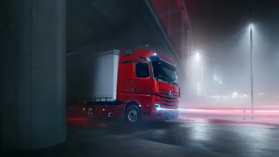 Mercedes Actros L 04 Mercedes Actros L 04